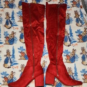 ✨️❤️NWB  HOT TOPIC RED VELVET ZIPPER THIGH HIGH BOOTS/ SEXY/ FUN❤️✨️